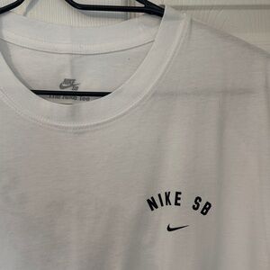 Nike SB White Long Sleeve Tee
